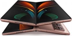 Samsung Galaxy Z Fold 3의 새로운 특허는 혈압을 측정할 수 있습니다.