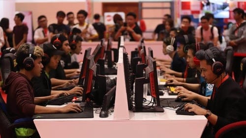 esports top player training