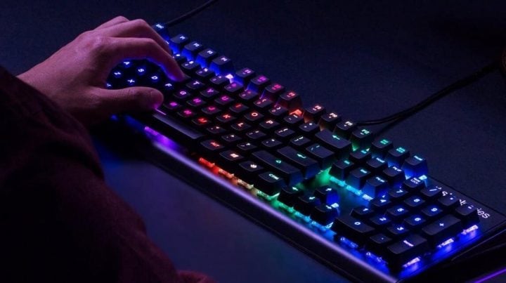 ゲーマーに最適な、安価なゲーミングキーボードのおすすめ