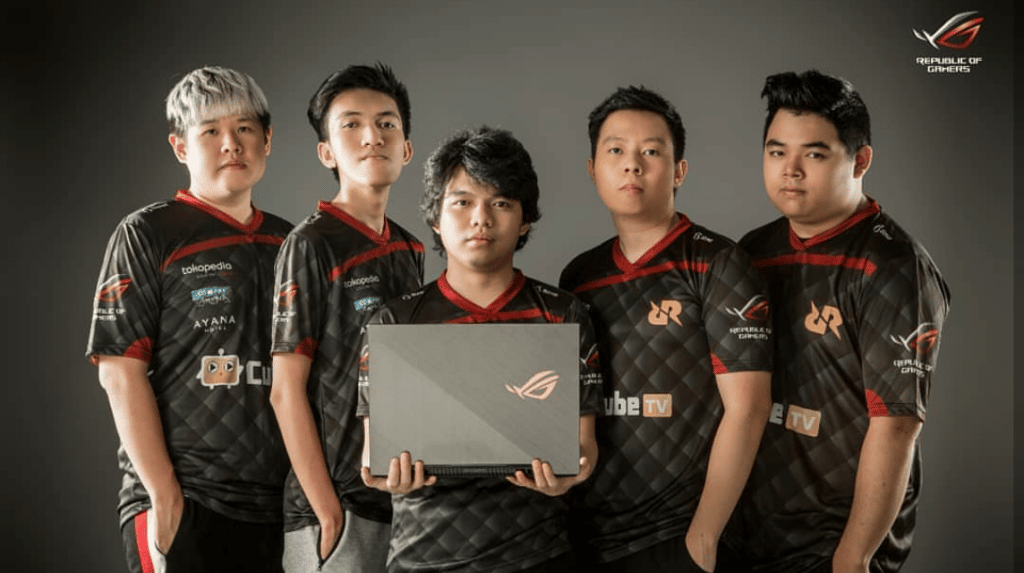 RRQ Acil，曾经是 Dota 2 职业玩家的 RRQ 教练